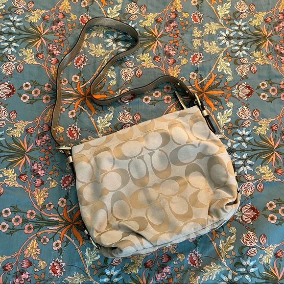 Coach Crossbody Purse - Picture 2 of 15